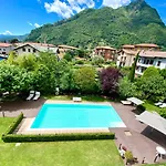 Iris 2 Di Апартаменты