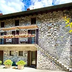 Апартаменты Iris 2 Di