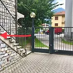 Iris 2 Di Донго