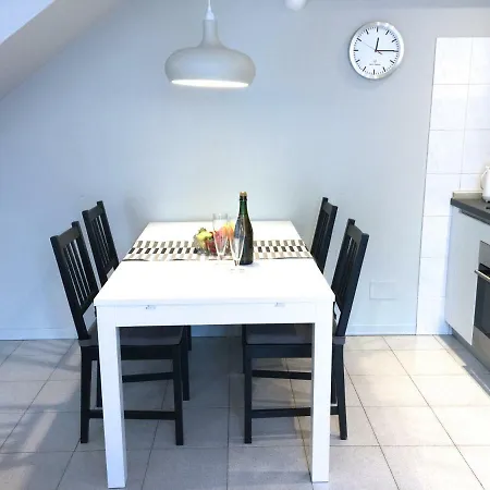 Apartment Iris 2 Di *