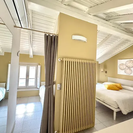 Iris 2 Di Apartamento